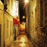 LeavinRoom, Motel Leavin Room - The Room